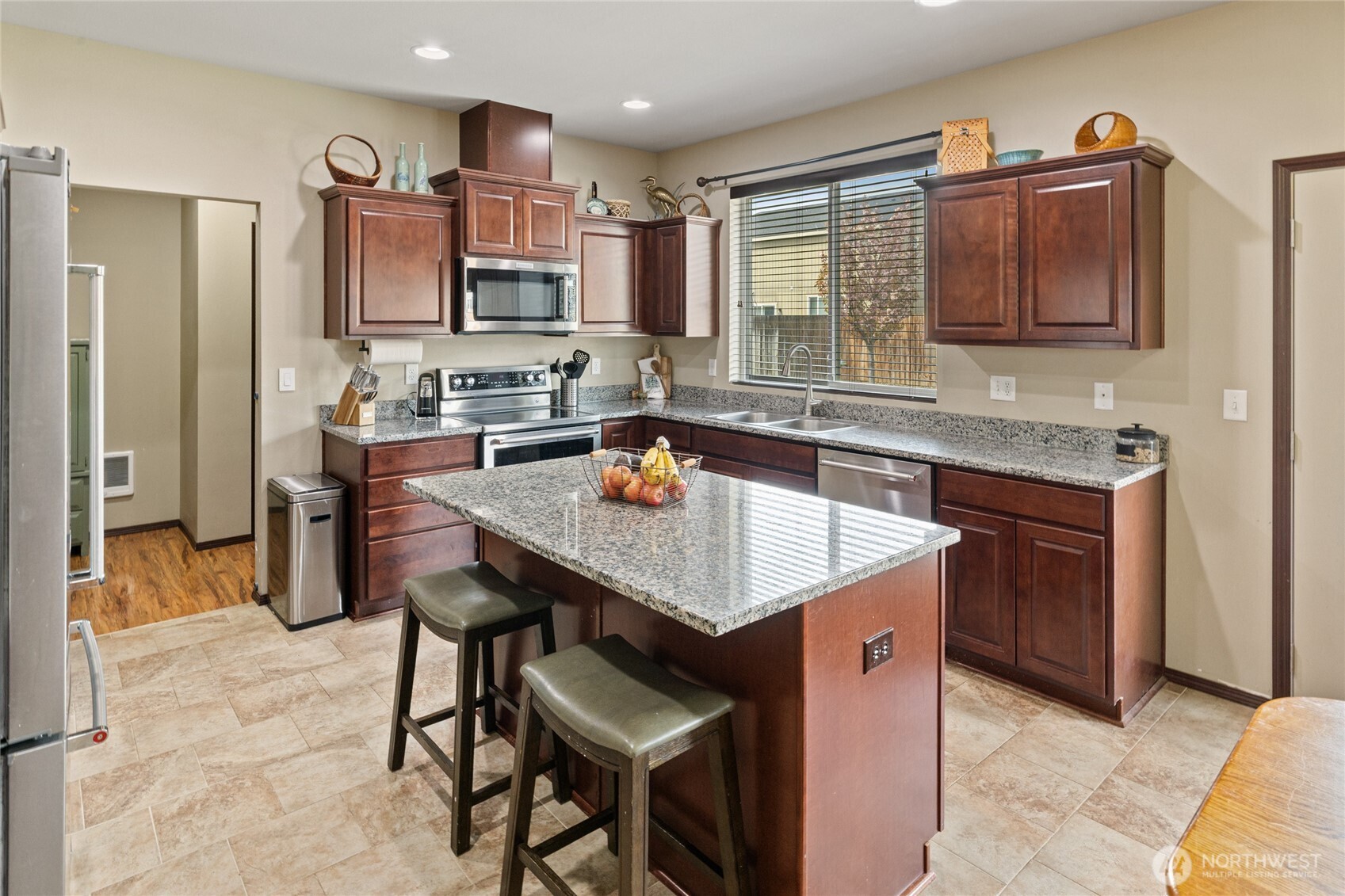 1603 E Sparrow Knoll Avenue , Ellensburg, WA 98926