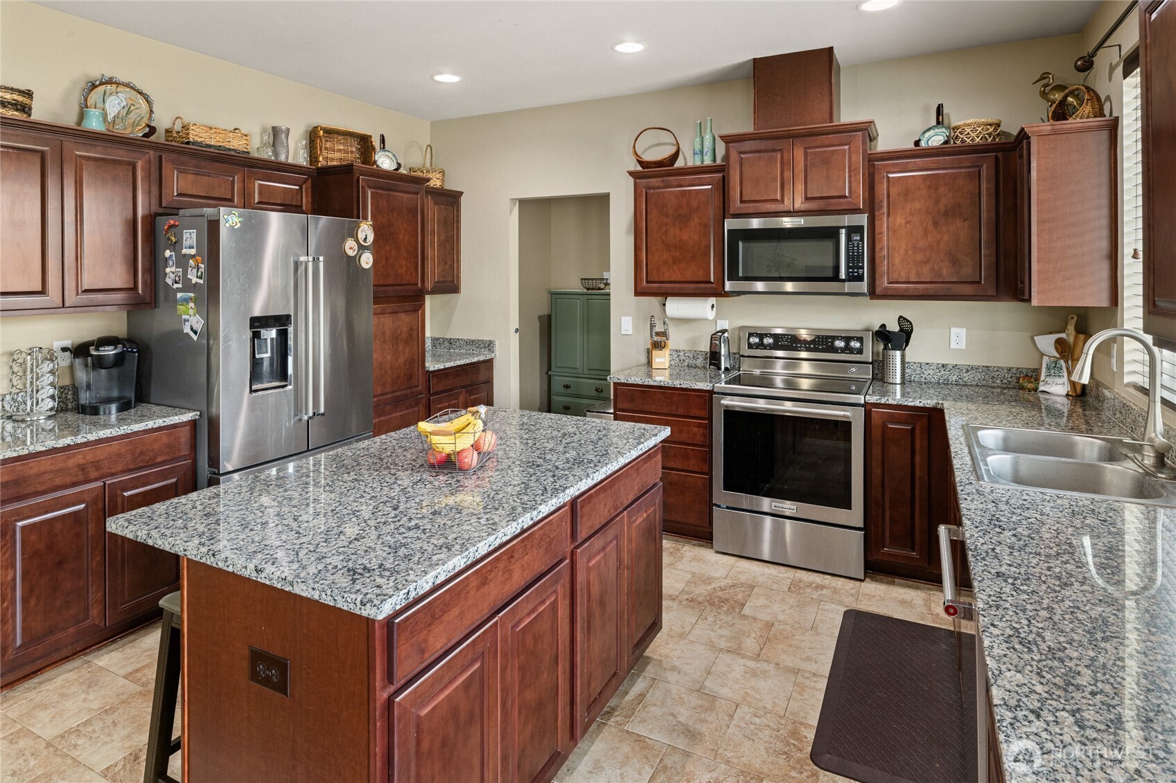 1603 E Sparrow Knoll Avenue , Ellensburg, WA 98926