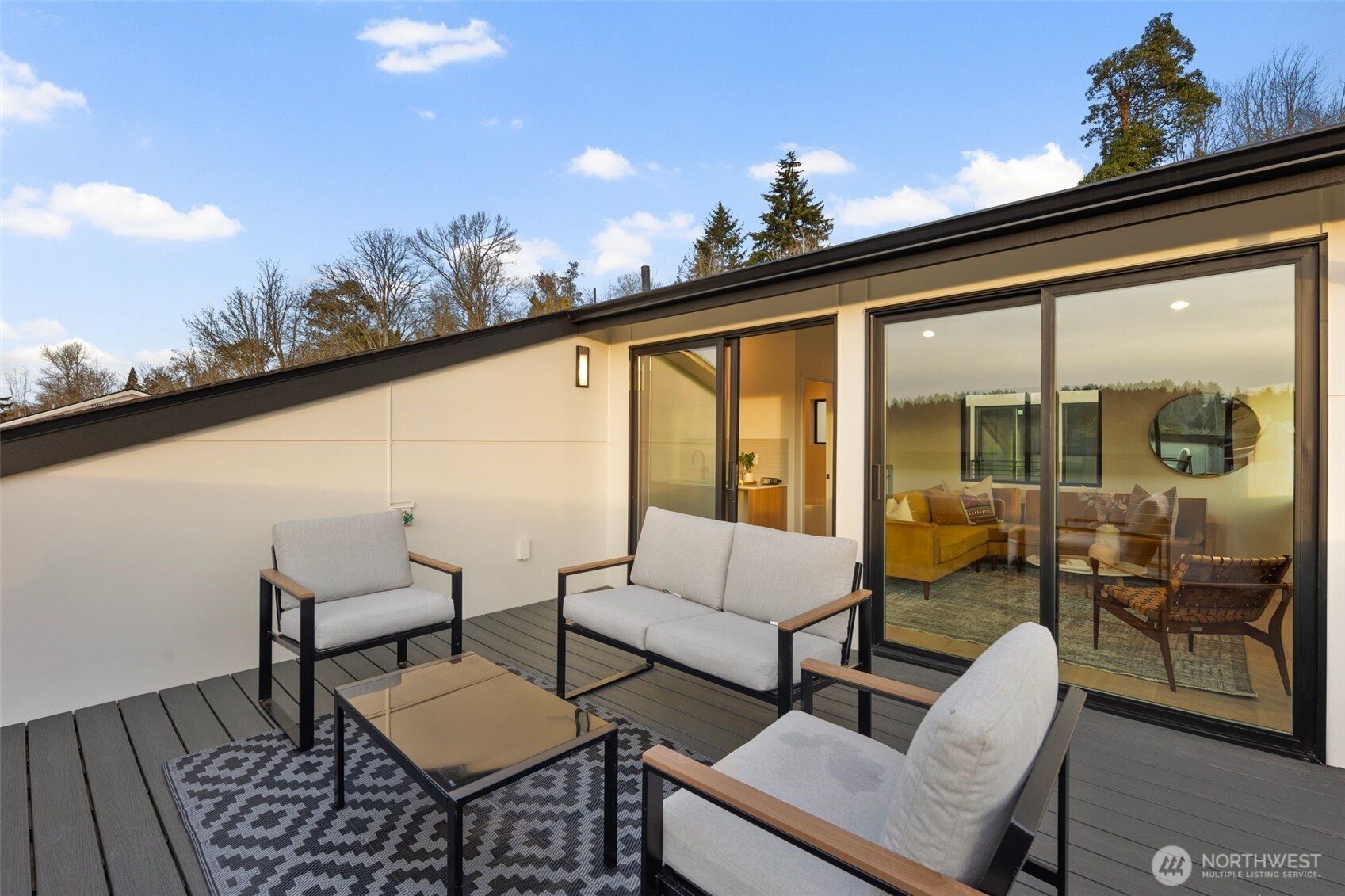 5248 23rd Avenue SW, Seattle, WA 98106