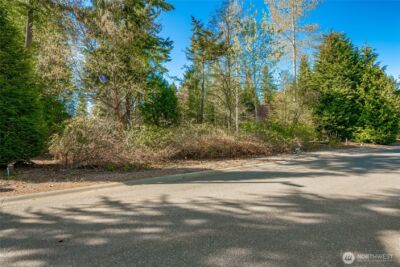 8647 Great Horned Owl Lane , Blaine, WA 98230