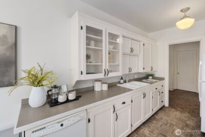 1902 Bigelow Avenue N #304, Seattle, WA 98109 - Photo 15