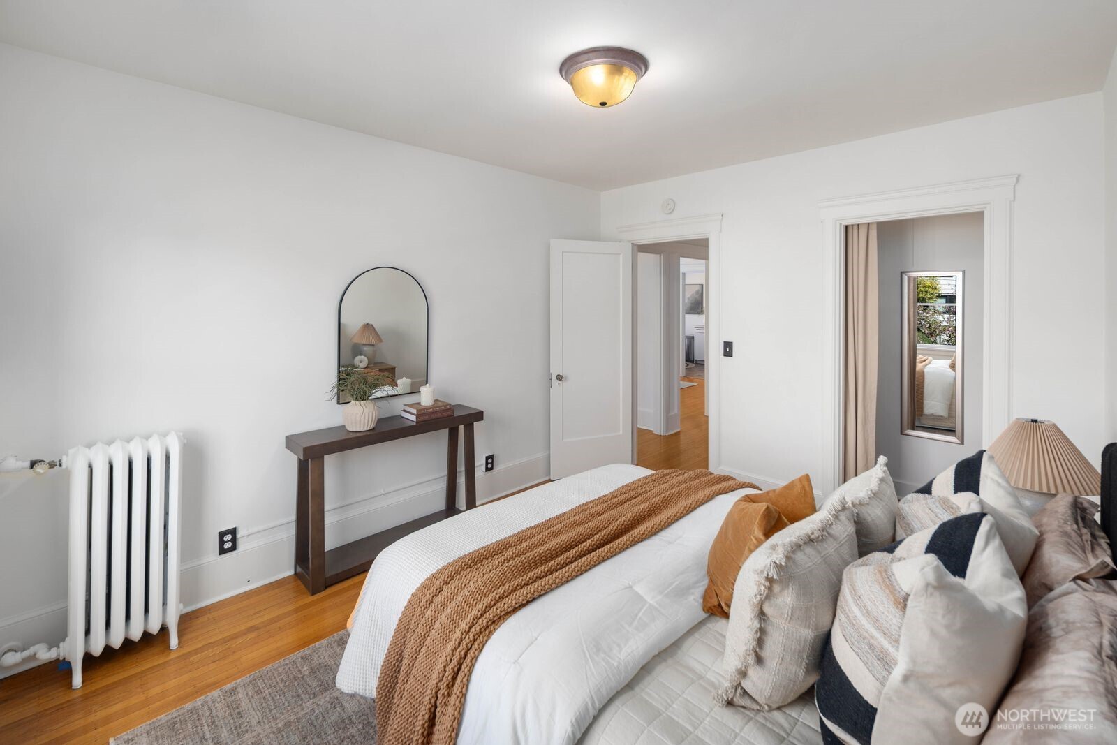 1902 Bigelow Avenue N #304, Seattle, WA 98109