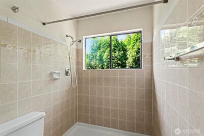 10917 80th Place NE, Kirkland, WA 98034 - Photo 18