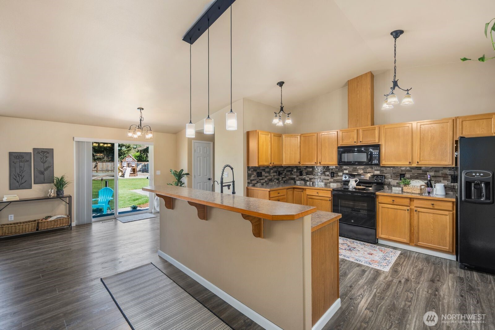 33707 SR 507 S, Roy, WA 98580