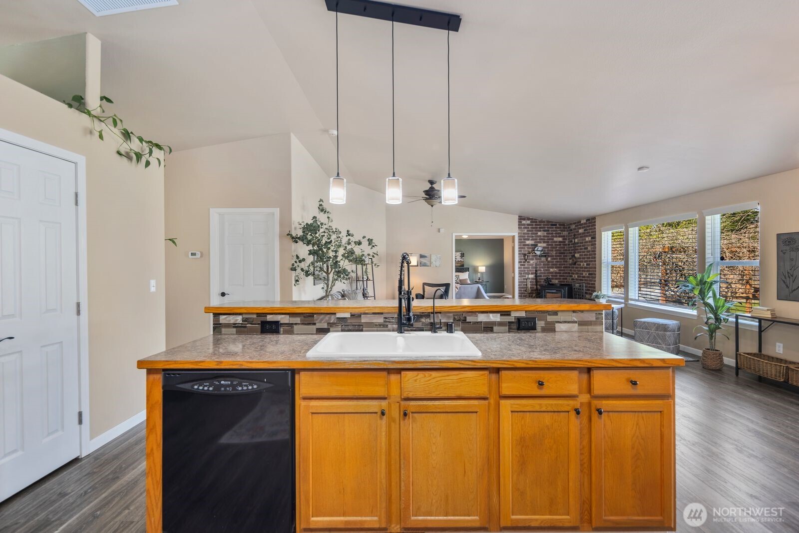 33707 SR 507 S, Roy, WA 98580