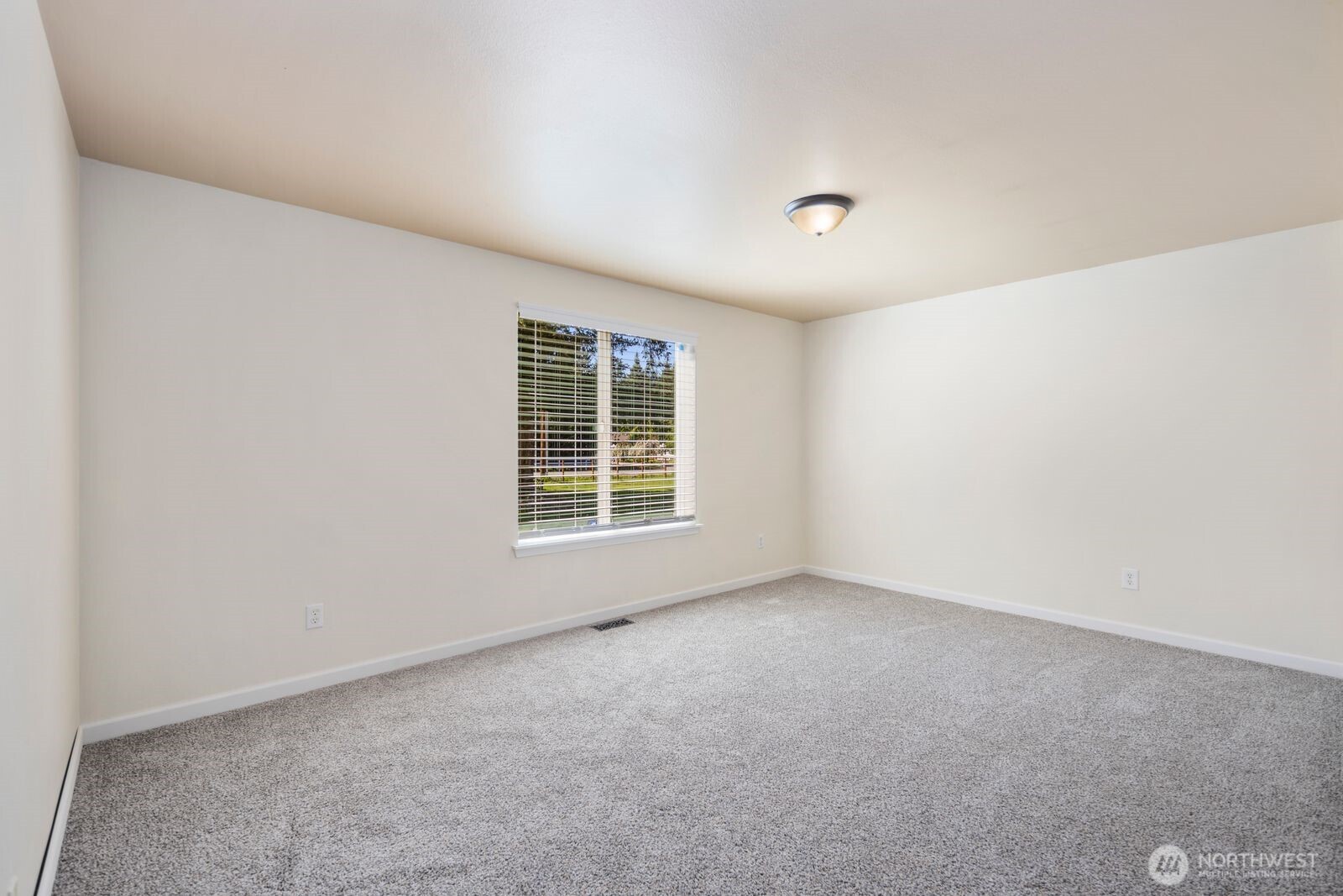 33707 SR 507 S, Roy, WA 98580