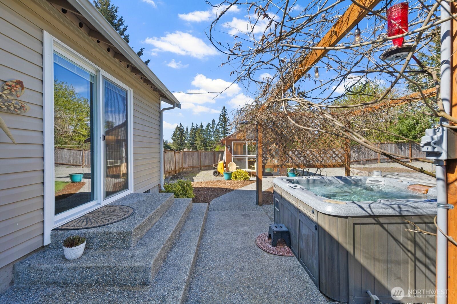 33707 SR 507 S, Roy, WA 98580