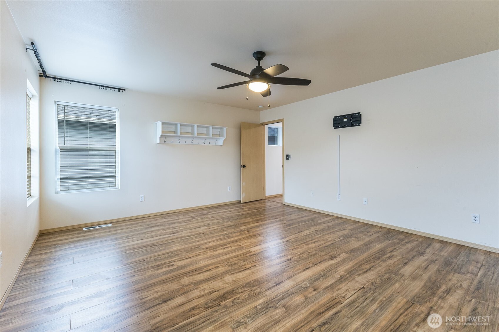 14813 99th Avenue SE, Yelm, WA 98597