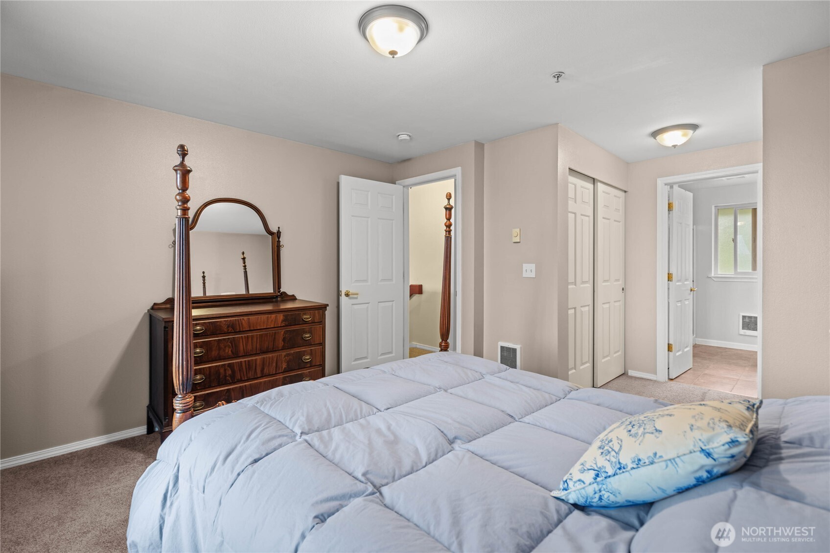4701 NW Walgren Drive #A201, Silverdale, WA 98383