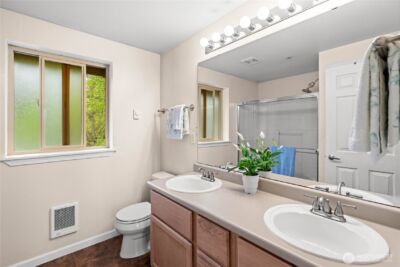 4701 NW Walgren Drive #A201, Silverdale, WA 98383 - Photo 31