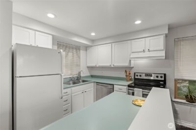 4701 NW Walgren Drive #A201, Silverdale, WA 98383 - Photo 9