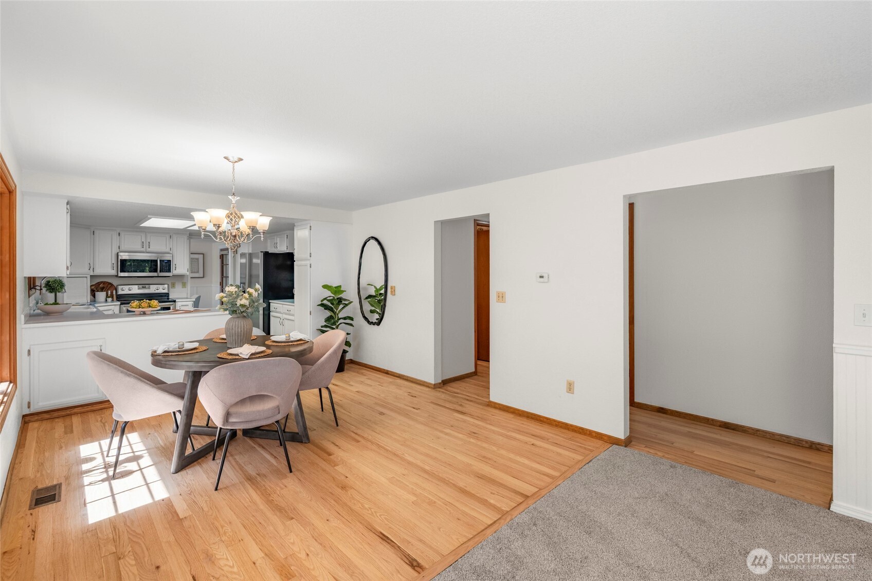 858 Illahee Drive , Fox Island, WA 98333