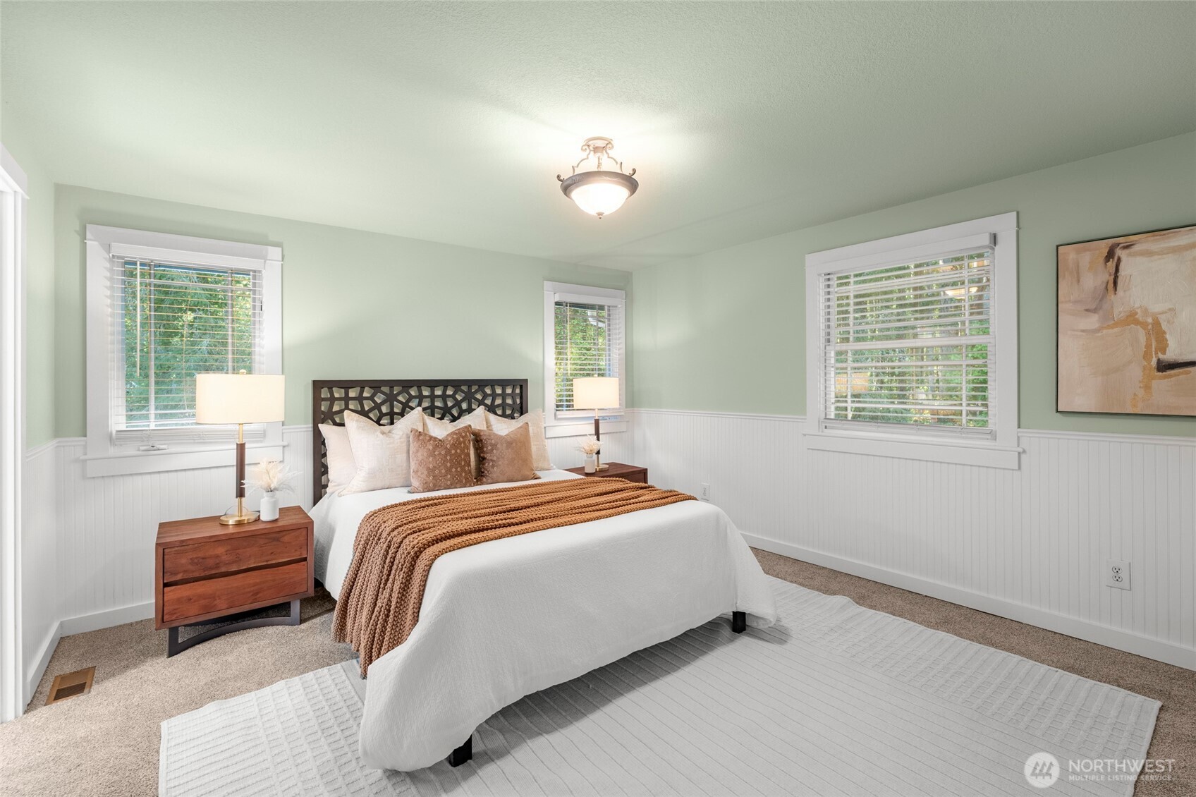 858 Illahee Drive , Fox Island, WA 98333