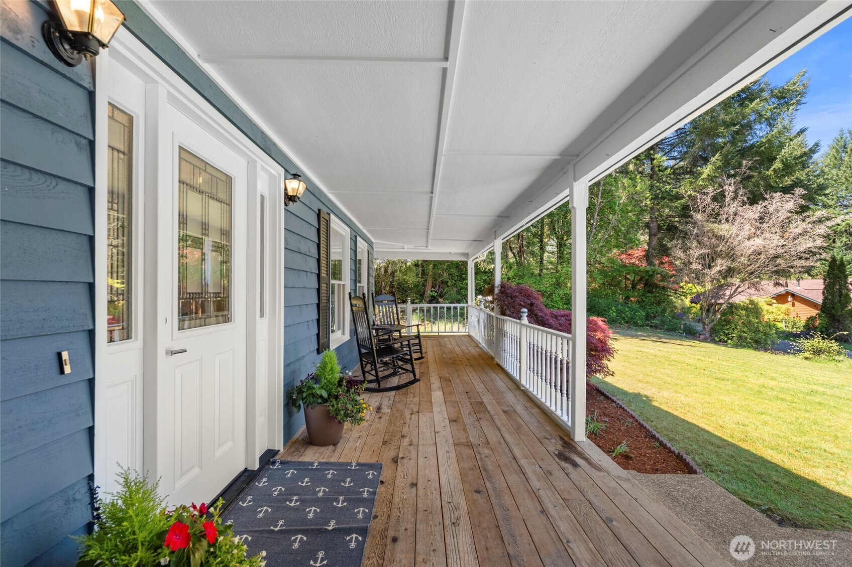 858 Illahee Drive , Fox Island, WA 98333