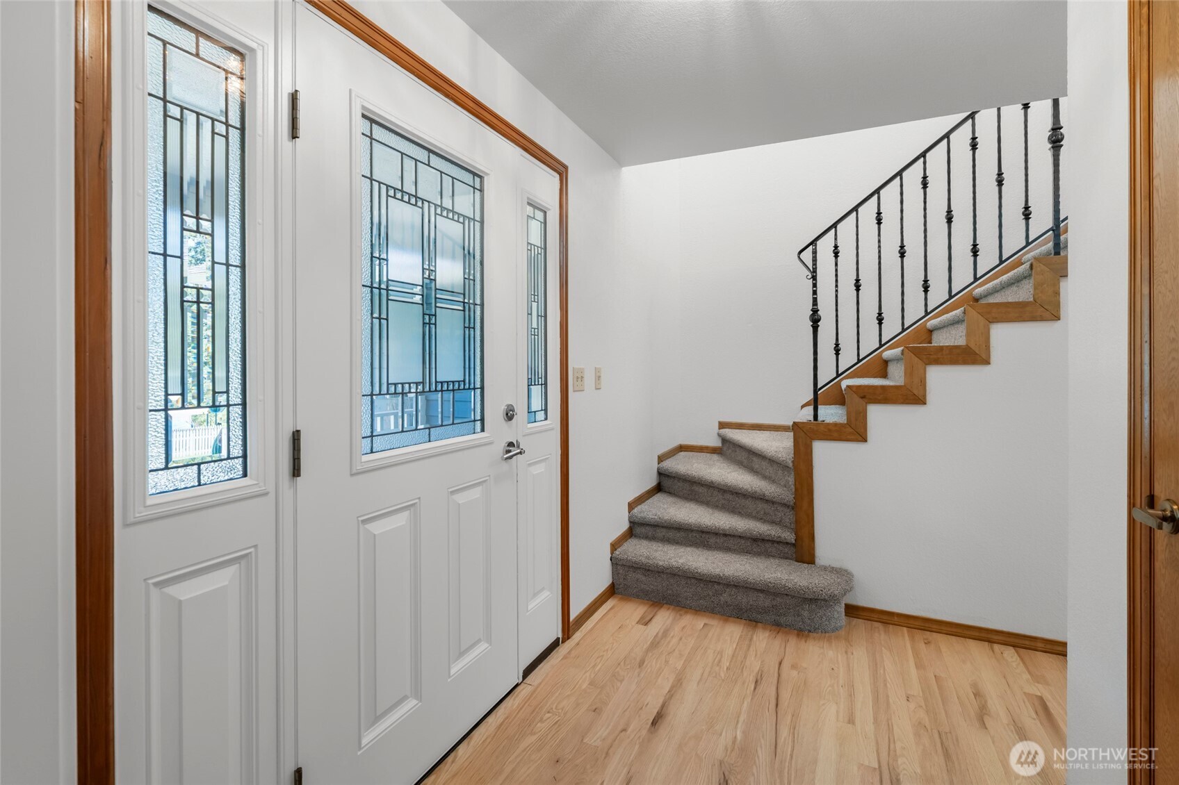 858 Illahee Drive , Fox Island, WA 98333