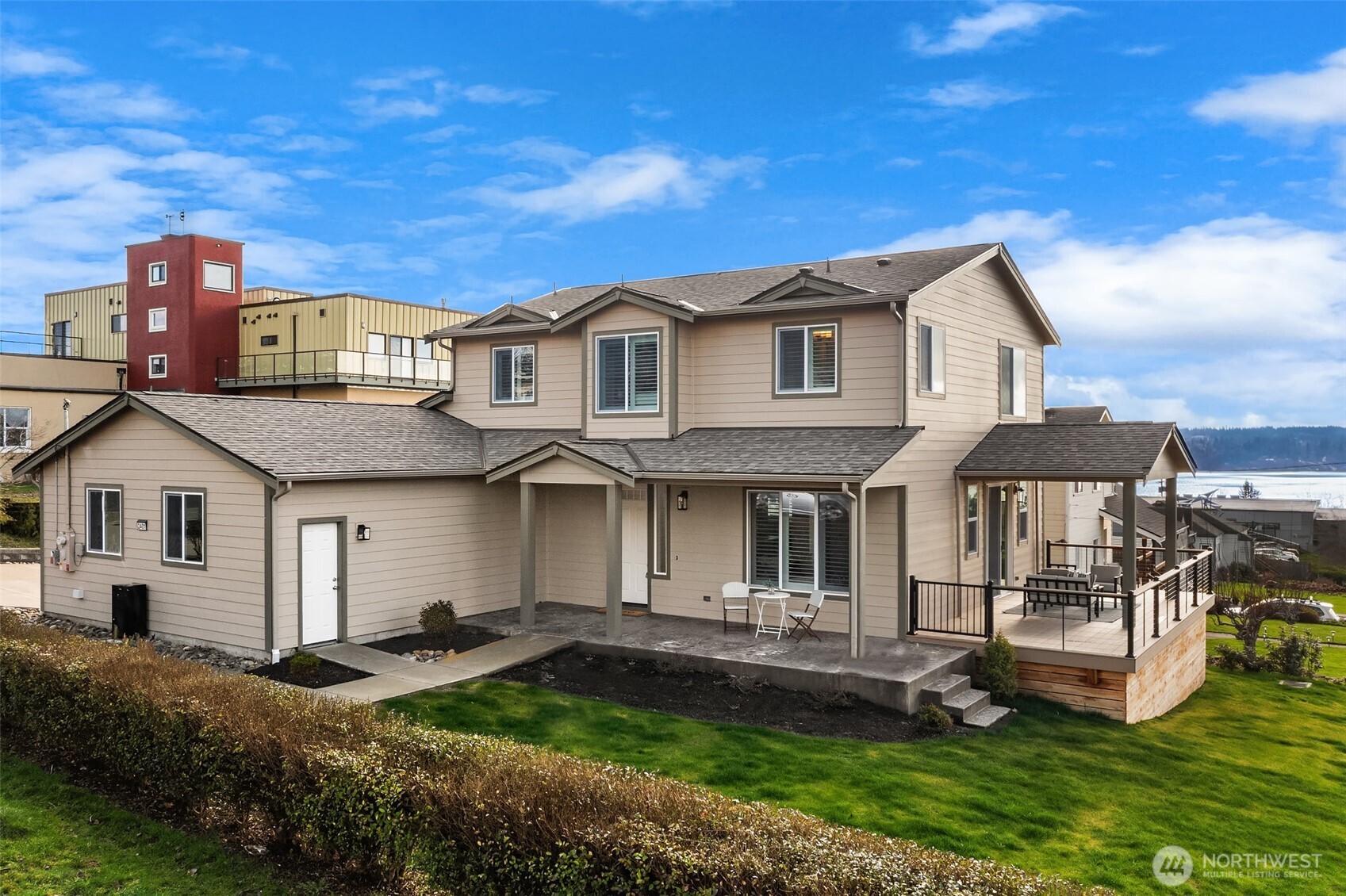 2401 E 16th Street , Bremerton, WA 98310