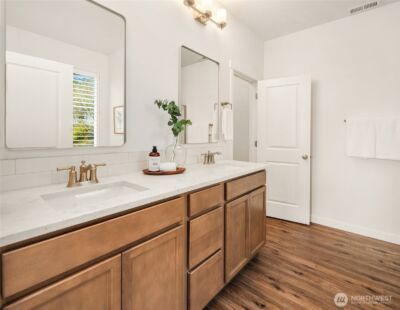 2401 E 16th Street , Bremerton, WA 98310 - Photo 13