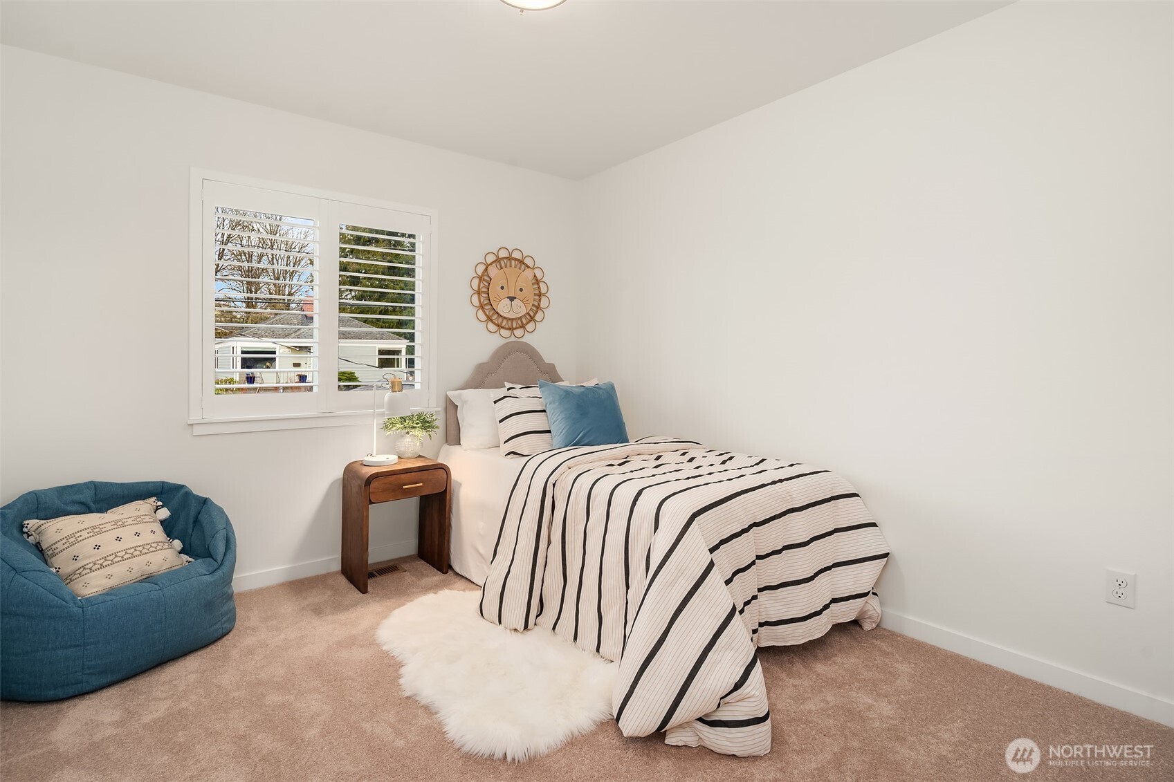 2401 E 16th Street , Bremerton, WA 98310