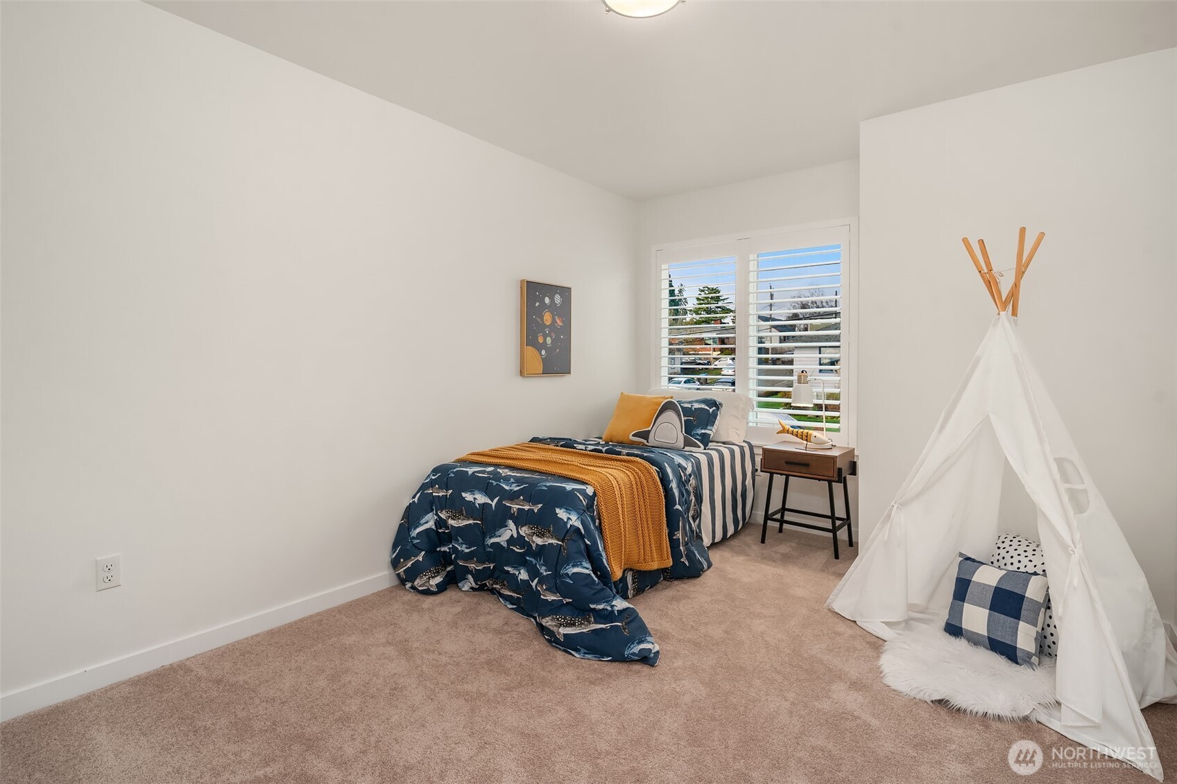2401 E 16th Street , Bremerton, WA 98310