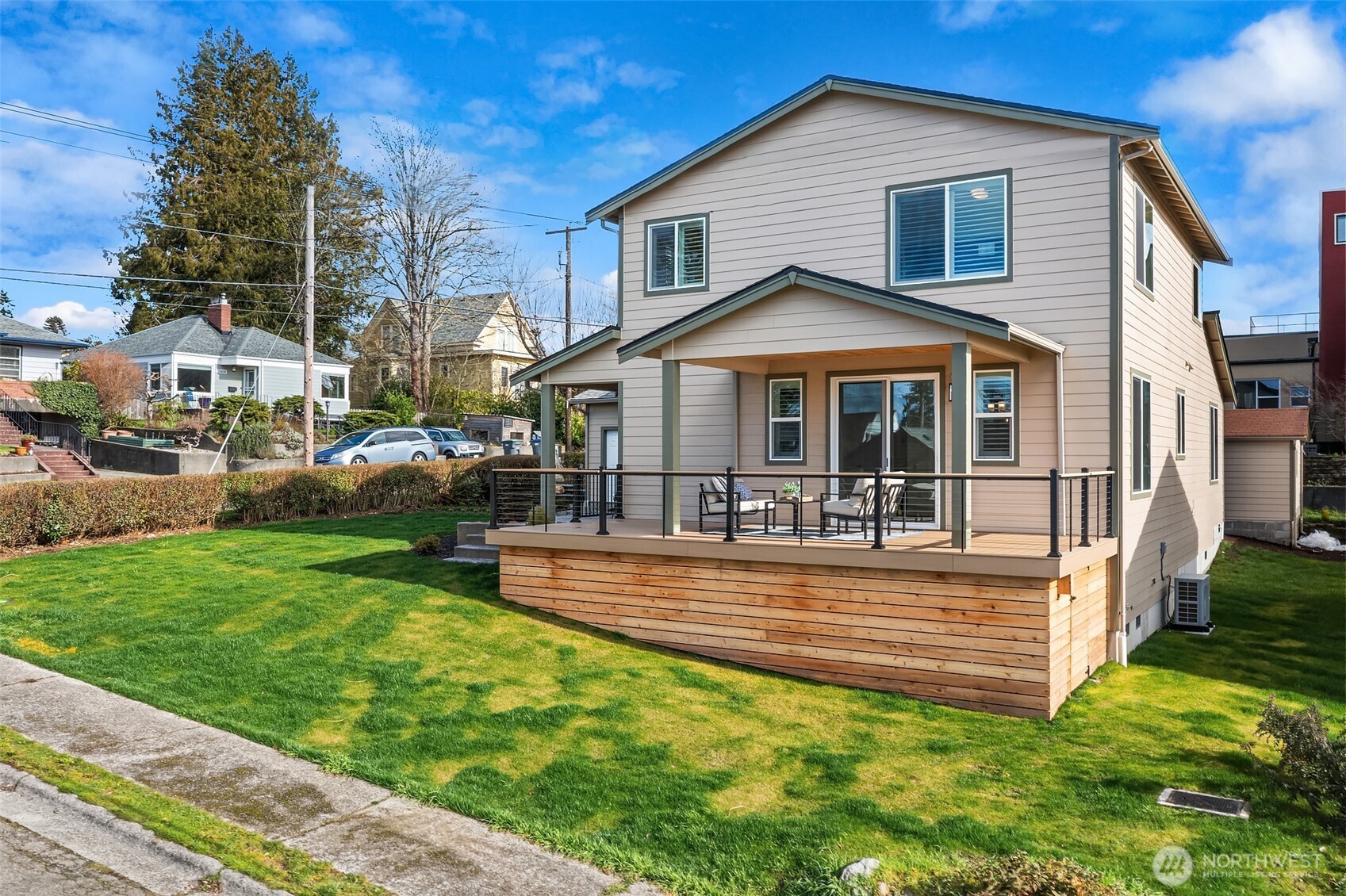 2401 E 16th Street , Bremerton, WA 98310