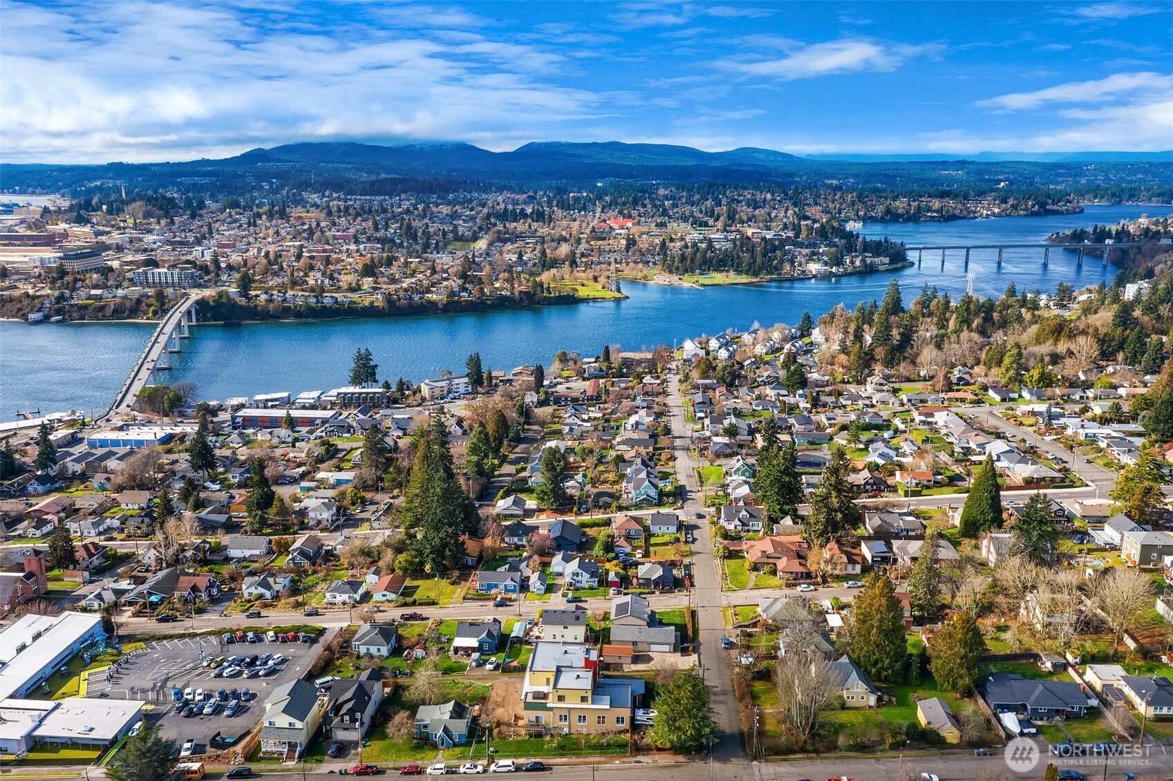 2401 E 16th Street , Bremerton, WA 98310