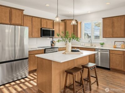 2401 E 16th Street , Bremerton, WA 98310 - Photo 4