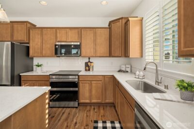 2401 E 16th Street , Bremerton, WA 98310 - Photo 6