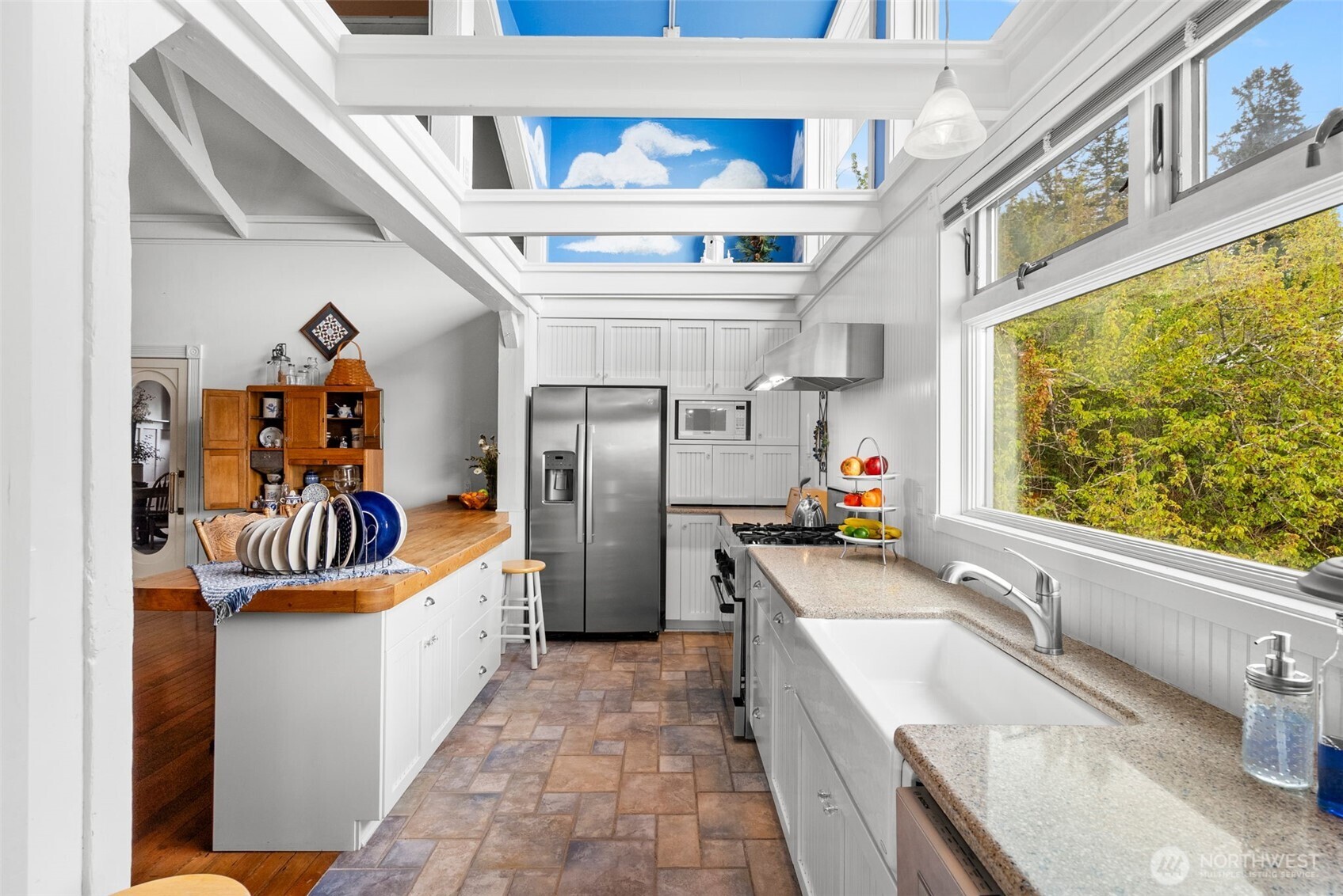 17257 Olympic View Drive NW, Silverdale, WA 98383