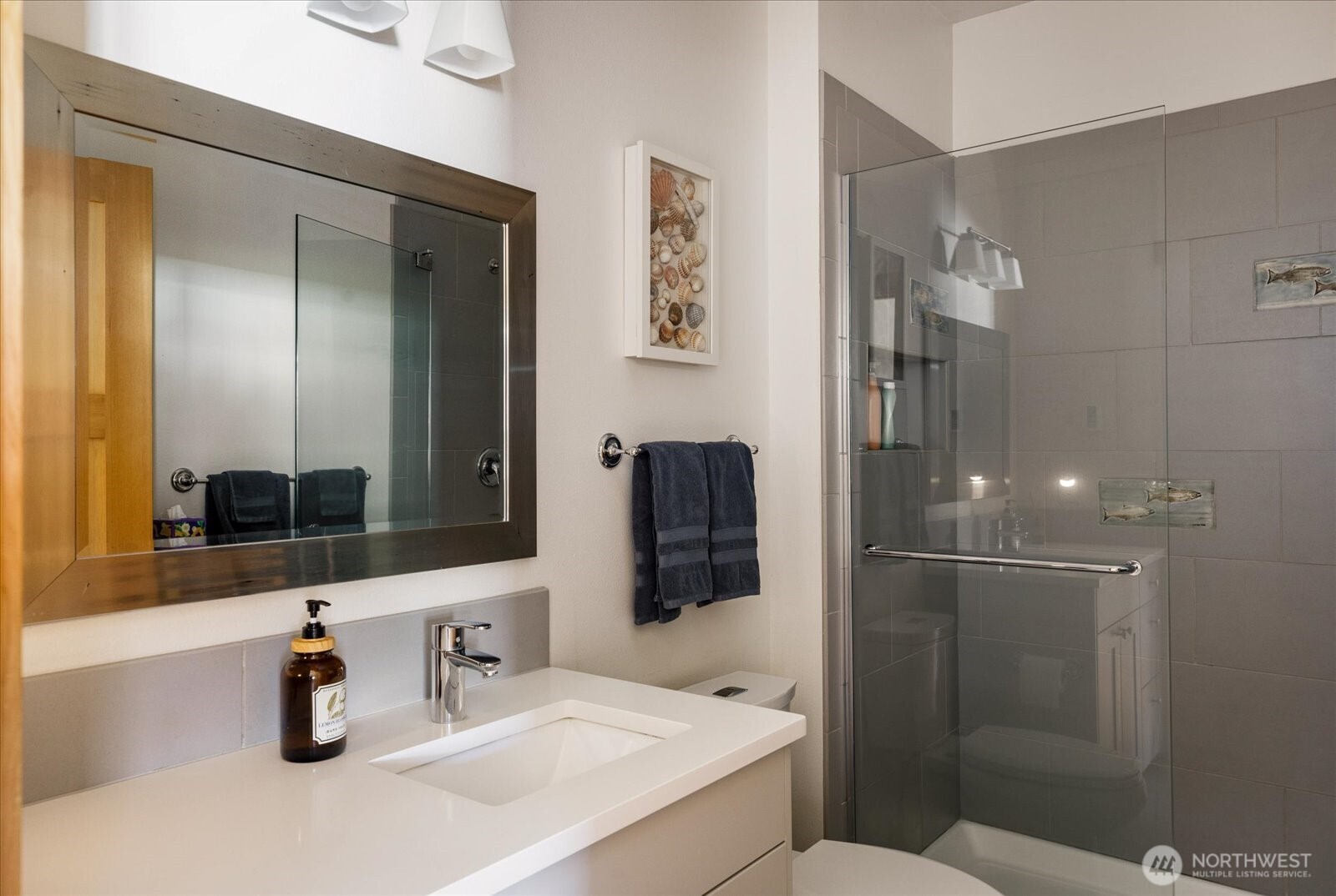 233 Clover Court , Langley, WA 98260
