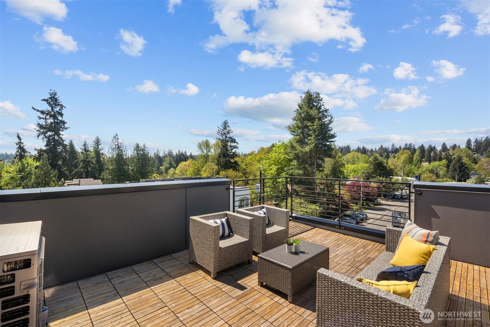 12000 31st Avenue NE, Seattle, WA 98125
