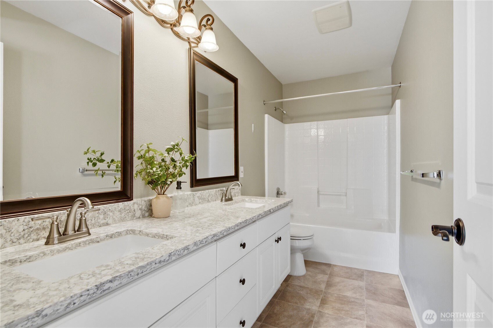 14148 SE 154th Place , Renton, WA 98058