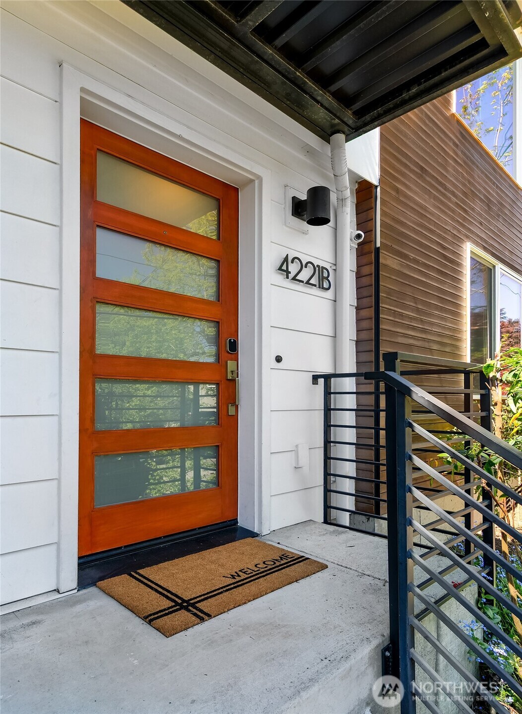 4221 Evanston Avenue N #B, Seattle, WA 98103