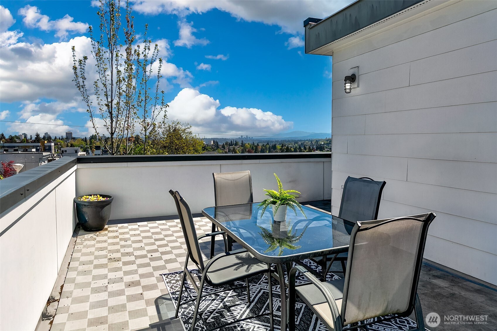 4221 Evanston Avenue N #B, Seattle, WA 98103
