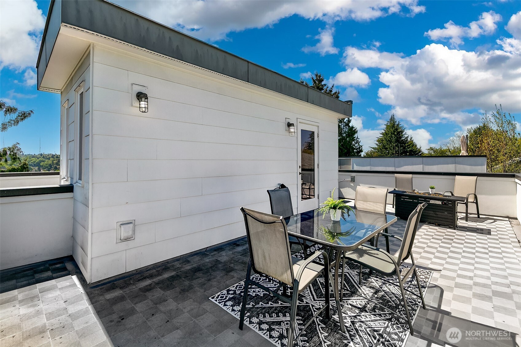 4221 Evanston Avenue N #B, Seattle, WA 98103