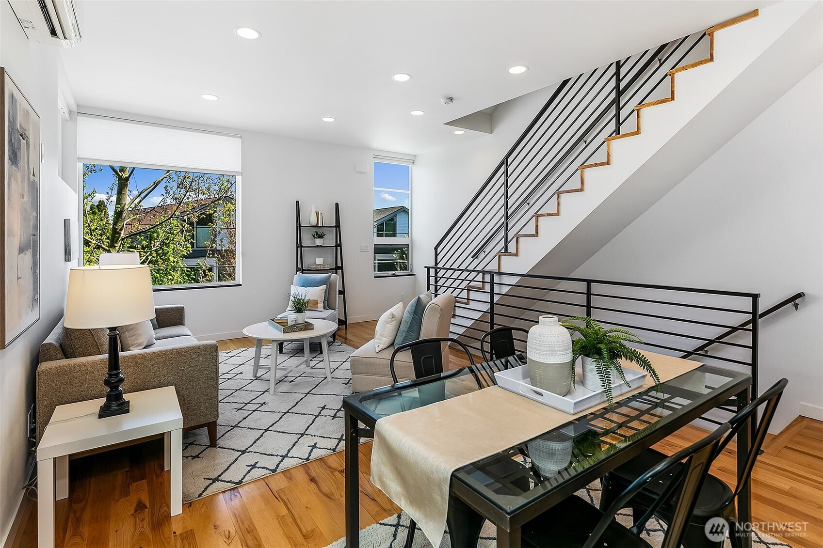 4221 Evanston Avenue N #B, Seattle, WA 98103