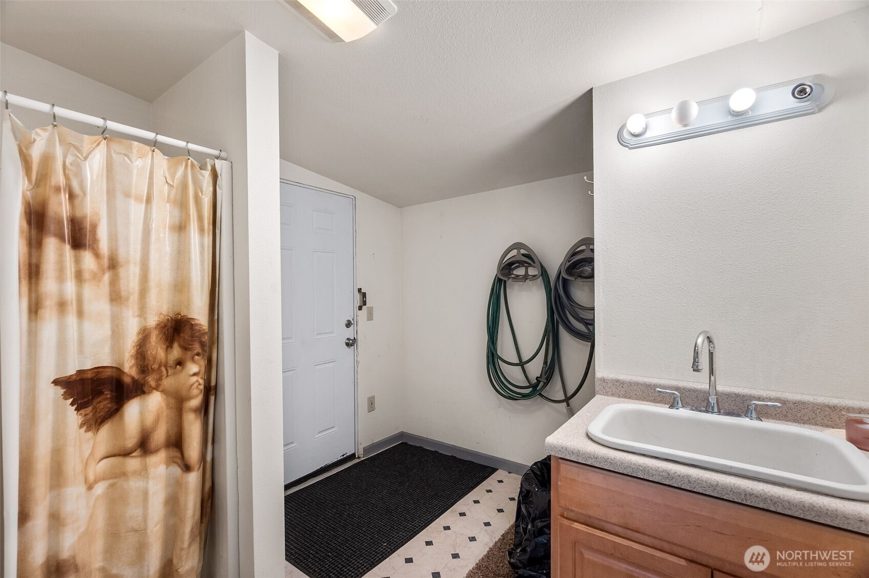 202 NE 1st Street , Winlock, WA 98596