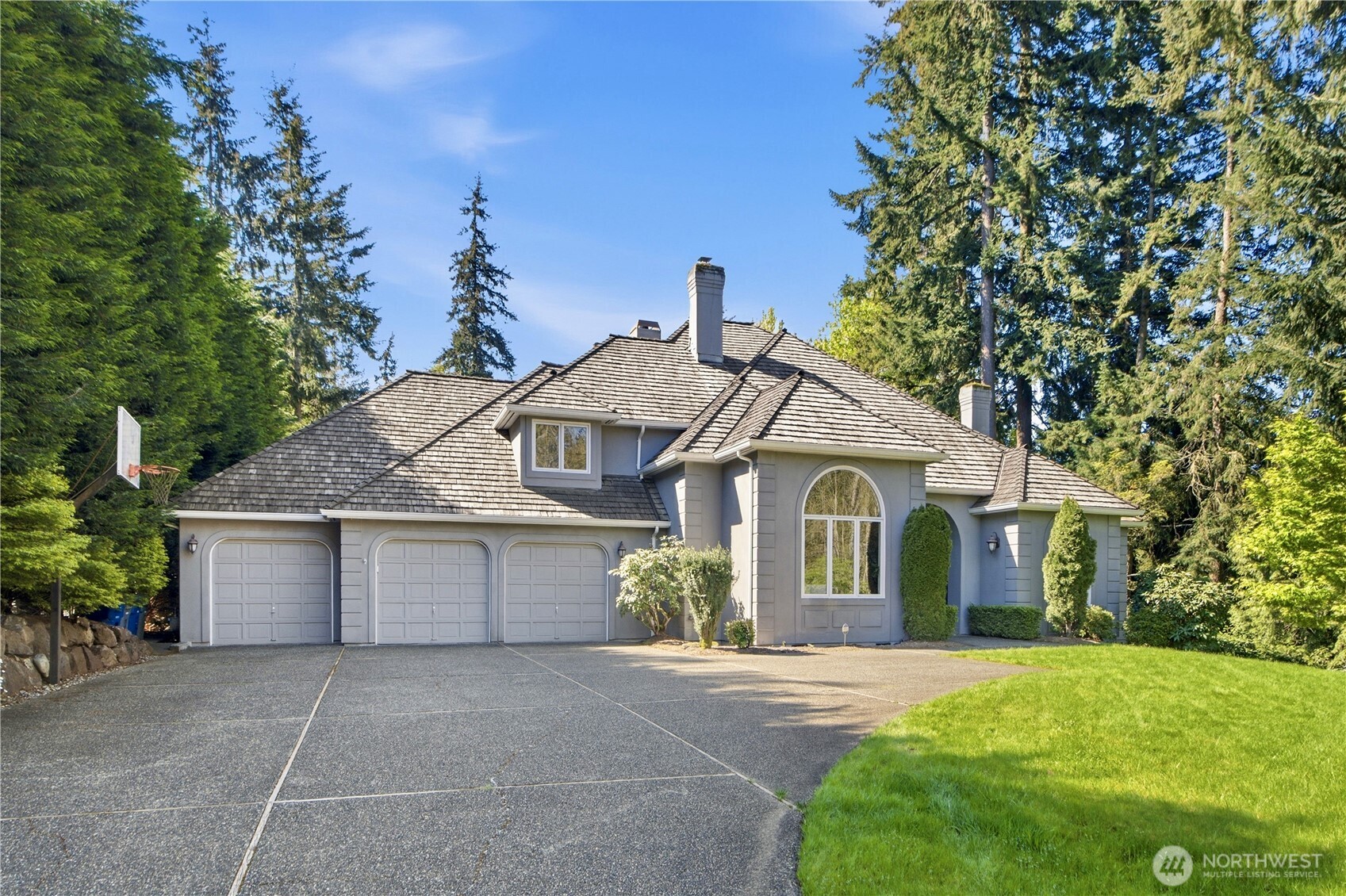 15885 SE 62nd St , Bellevue, WA 98006