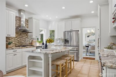 15885 SE 62nd St , Bellevue, WA 98006 - Photo 17