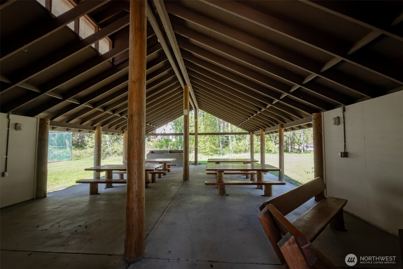 8518 Lake Lucinda Drive SW, Olympia, WA 98512