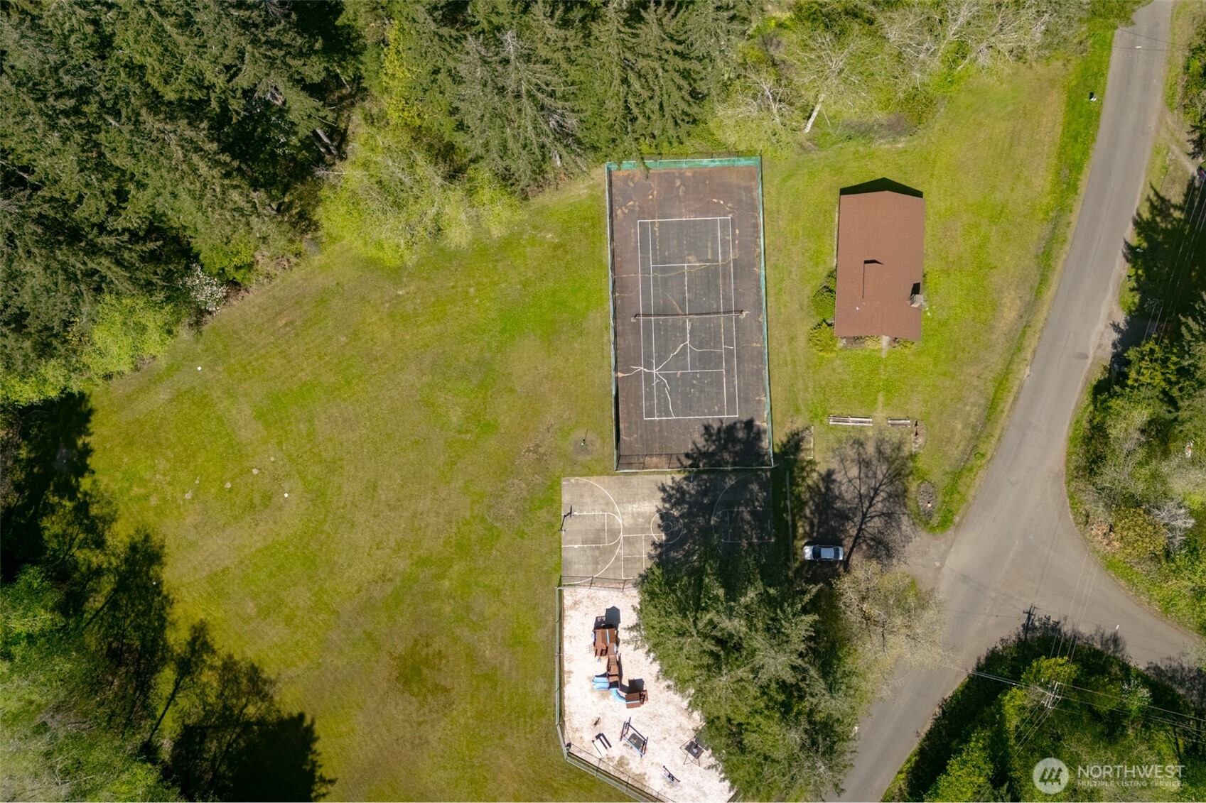 8518 Lake Lucinda Drive SW, Olympia, WA 98512