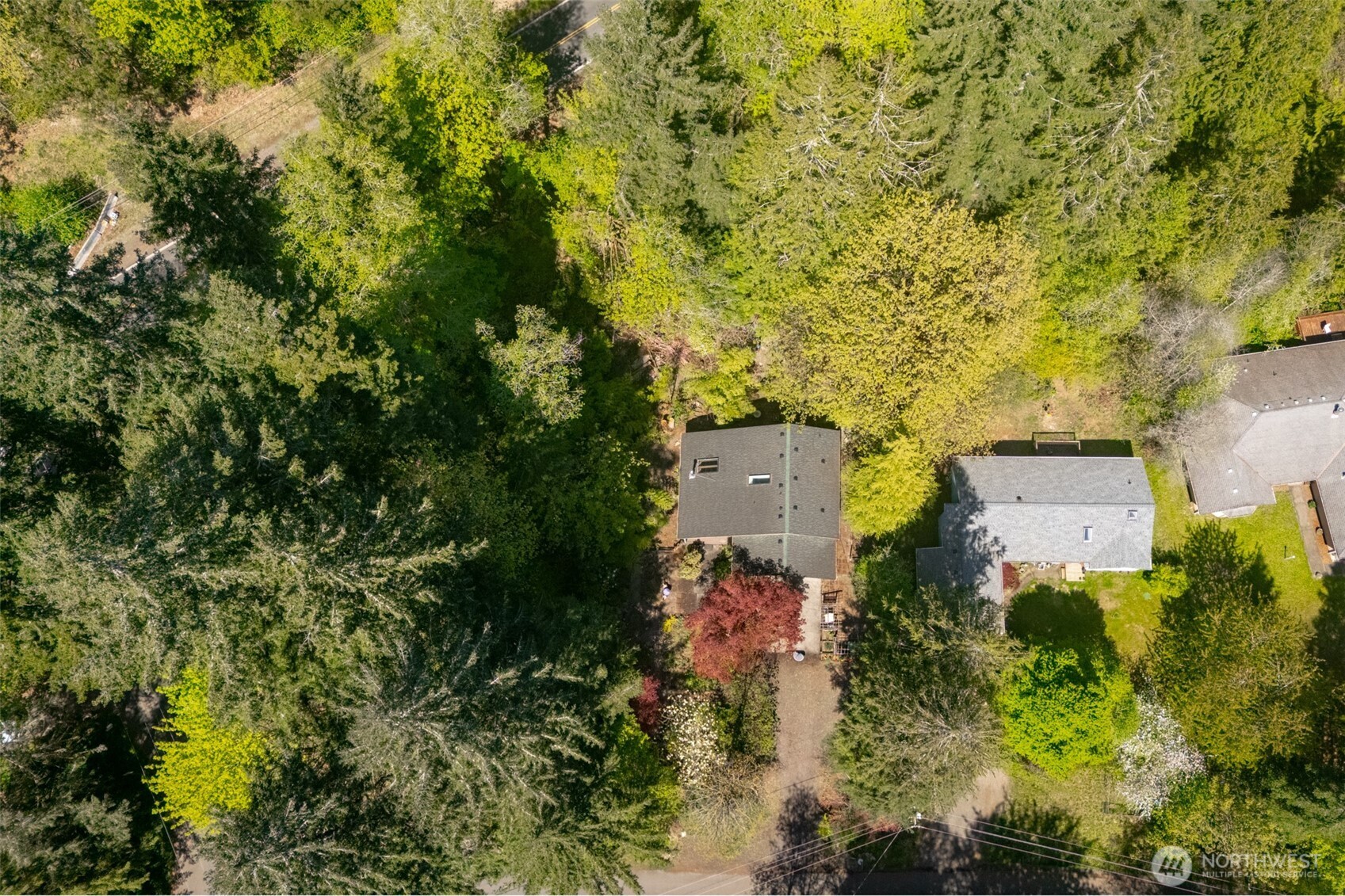 8518 Lake Lucinda Drive SW, Olympia, WA 98512