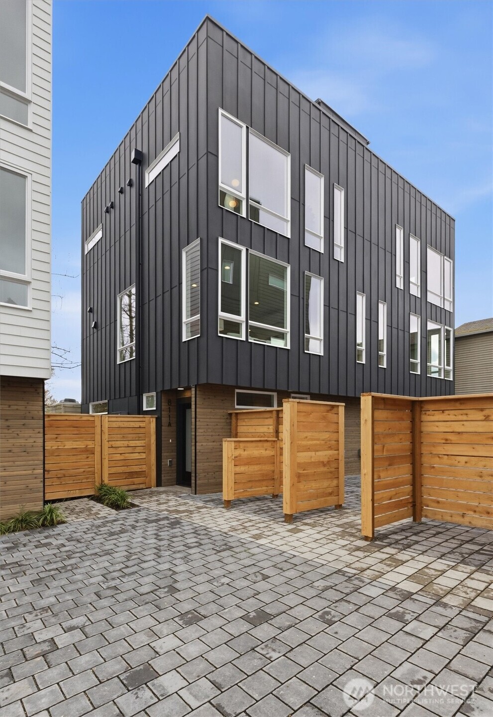 811 NW 63rd Street #A, Seattle, WA 98107
