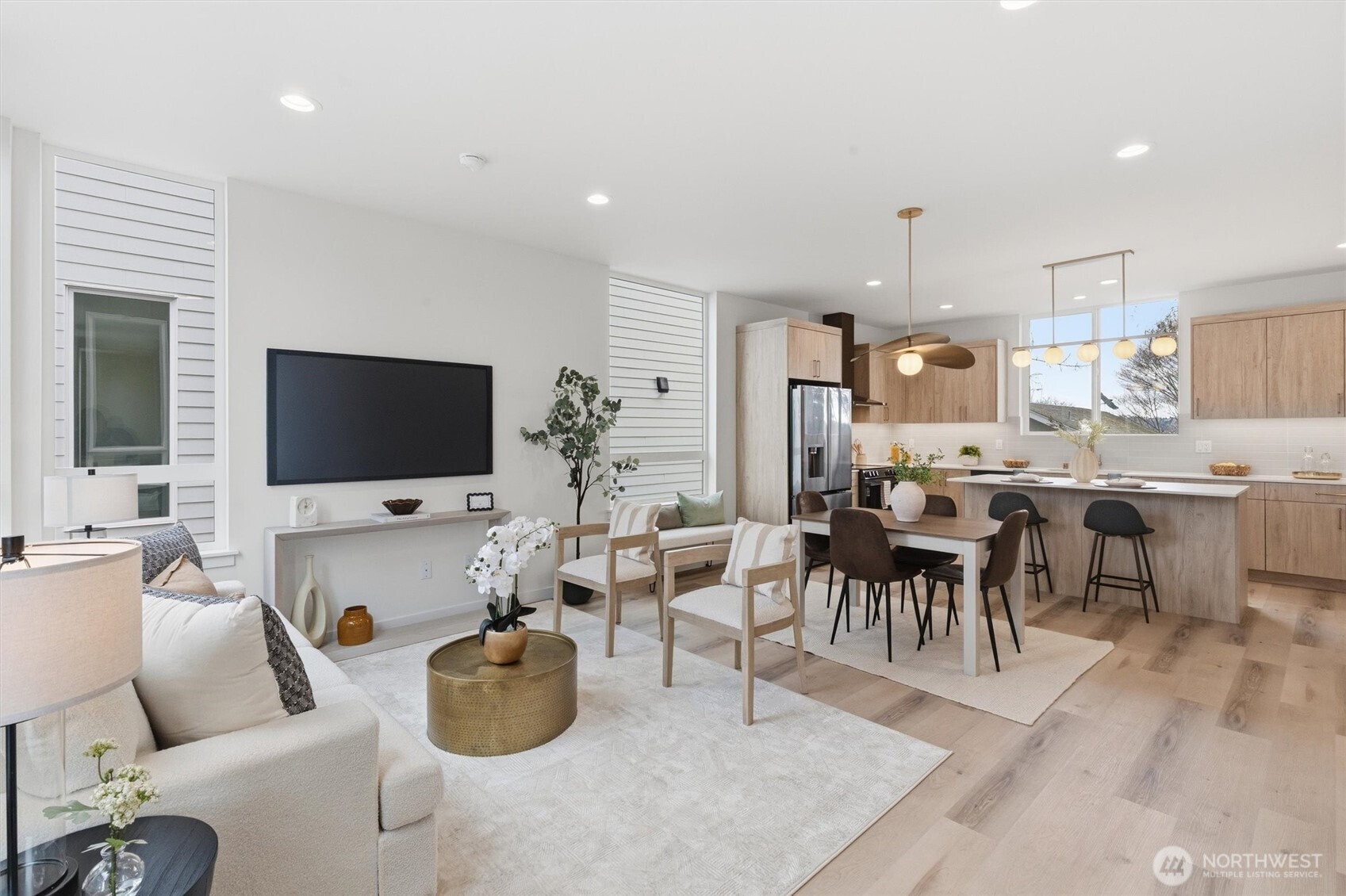 811 NW 63rd Street #A, Seattle, WA 98107