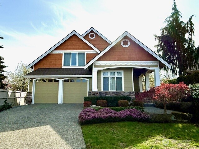23419 NE 10th Place , Sammamish, WA 98074