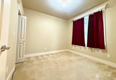 23419 NE 10th Place , Sammamish, WA 98074 - Photo 16