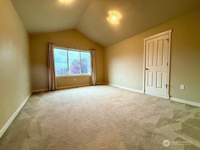 23419 NE 10th Place , Sammamish, WA 98074