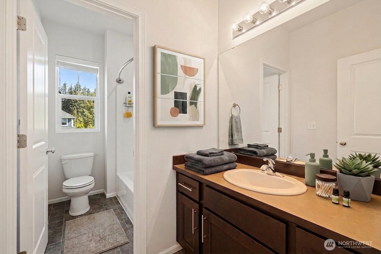 1159 SE 11th Street , North Bend, WA 98045