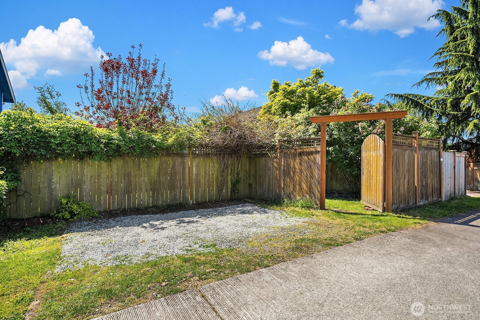 2434 S Irving Street , Seattle, WA 98144-3728