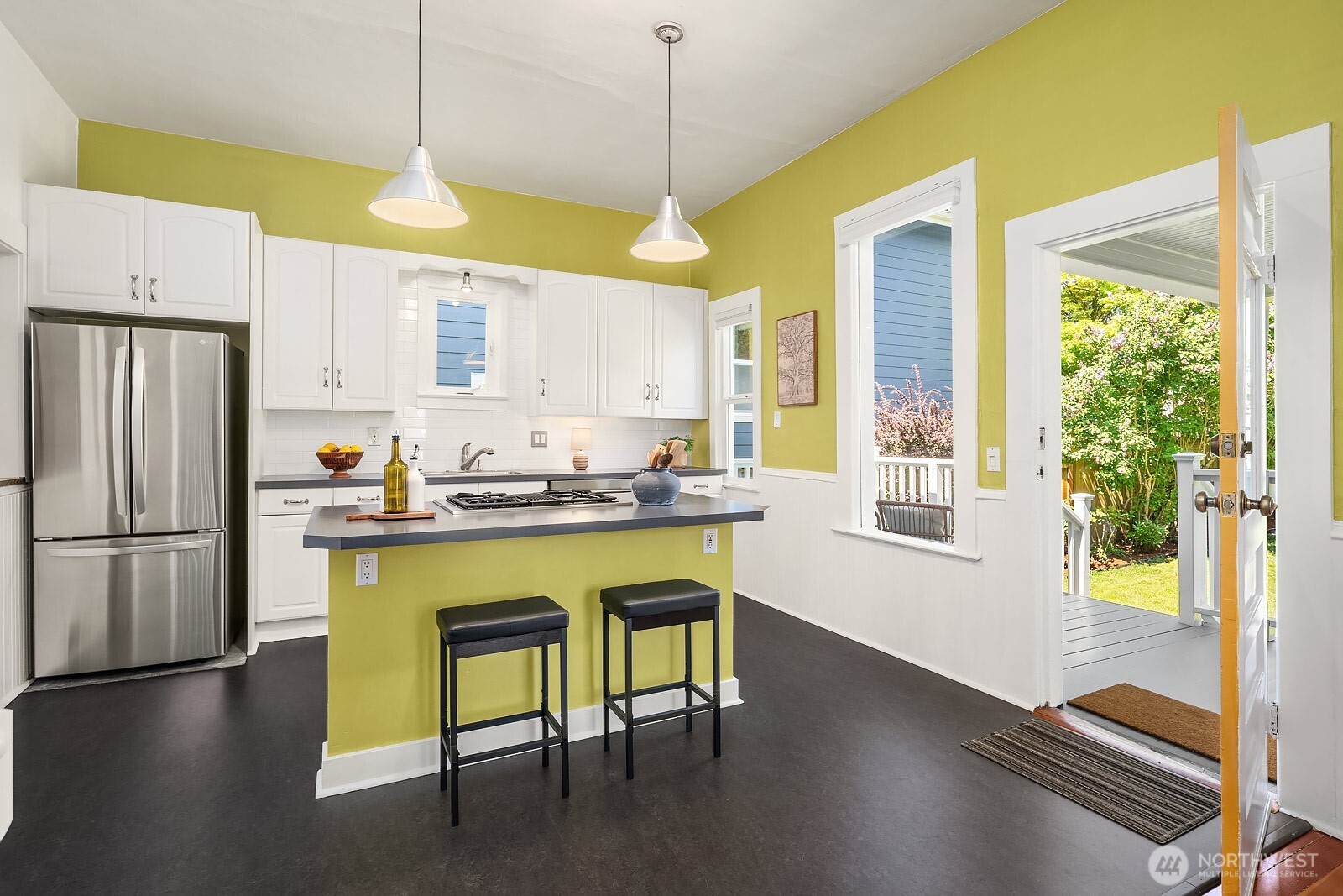 2434 S Irving Street , Seattle, WA 98144-3728