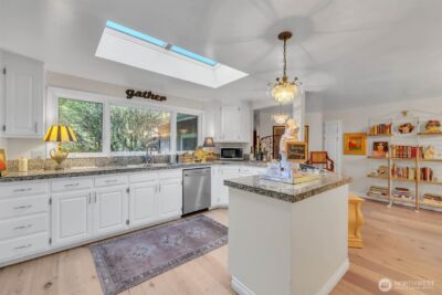 13320 211th Place NE, Woodinville, WA 98077 - Photo 16